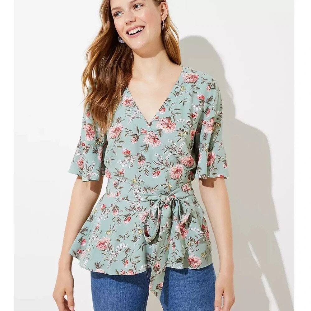LOFT Women’s Green Sage Floral Wrap Blouse Flutter Sleeve Peplum Medium Petite
